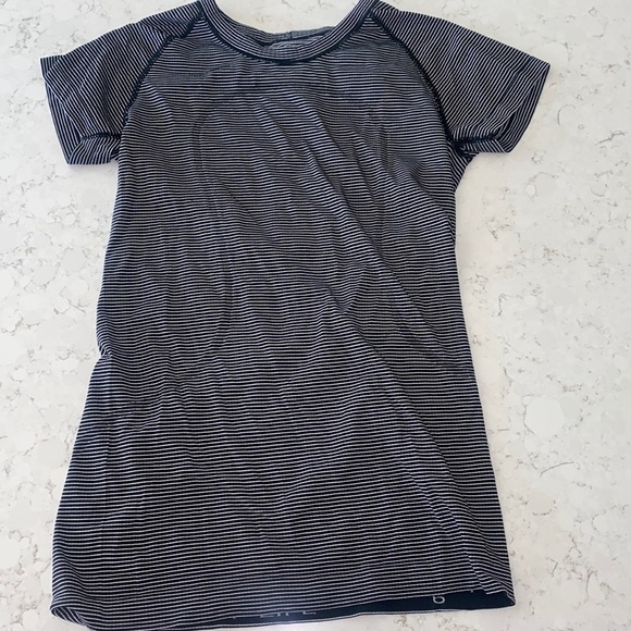 lululemon athletica Tops - LULULEMON STRIPED SHORT SLEEVE